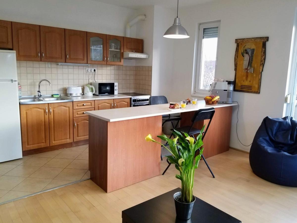 شقة New Pest Apartman بودابست المظهر الخارجي الصورة